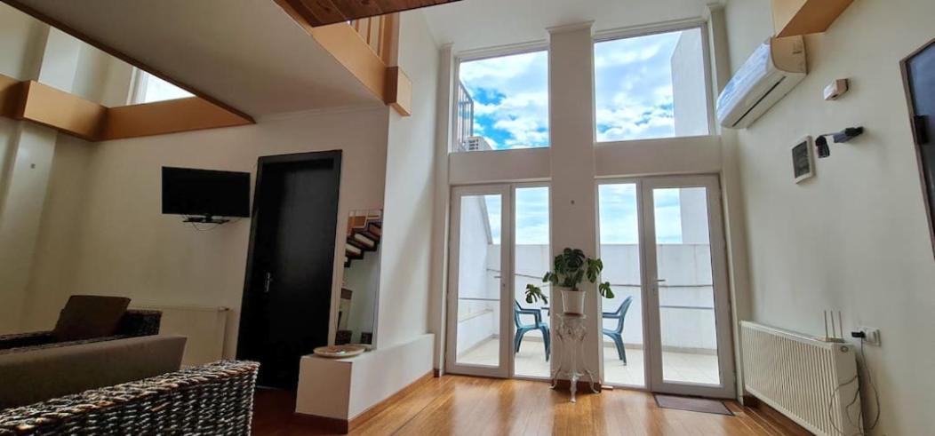 Duplex Apartment In The City Center Tbilisi Buitenkant foto