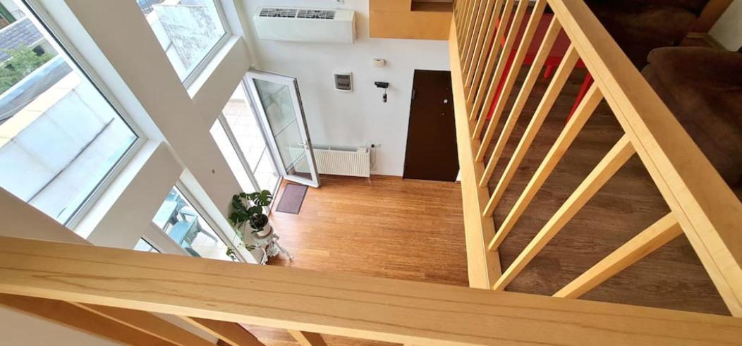 Duplex Apartment In The City Center Tbilisi Buitenkant foto