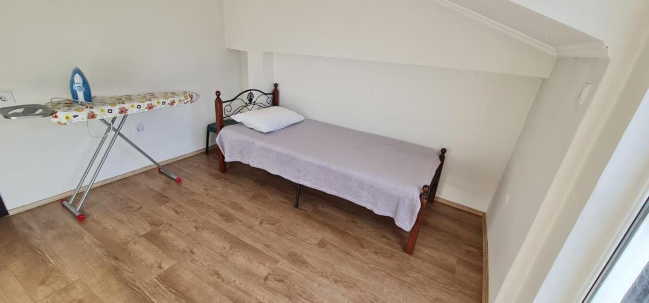 Duplex Apartment In The City Center Tbilisi Buitenkant foto